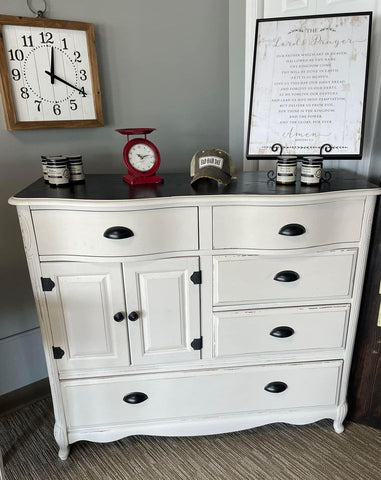 Dresser with 5 drawers, 2 doors and stained top